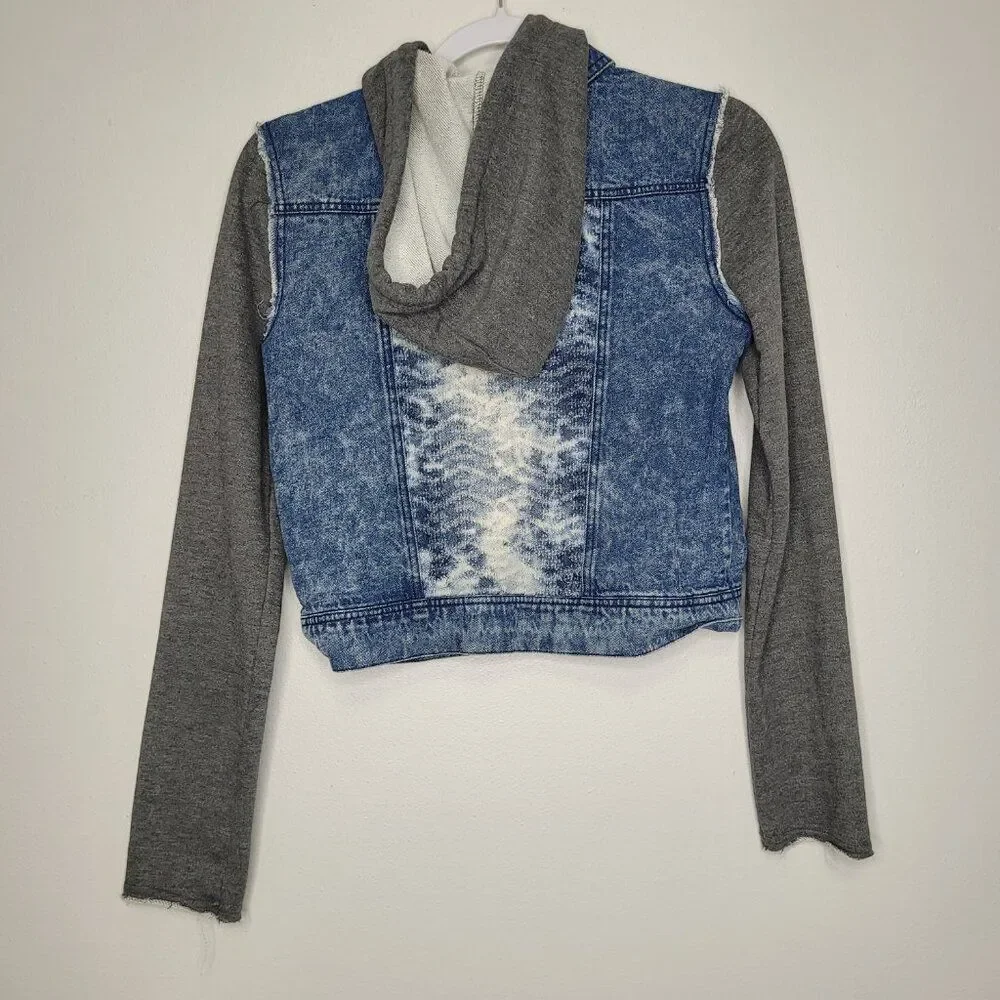 Miss Me grunge denim jacket sweatshirt hoodie jacket size small